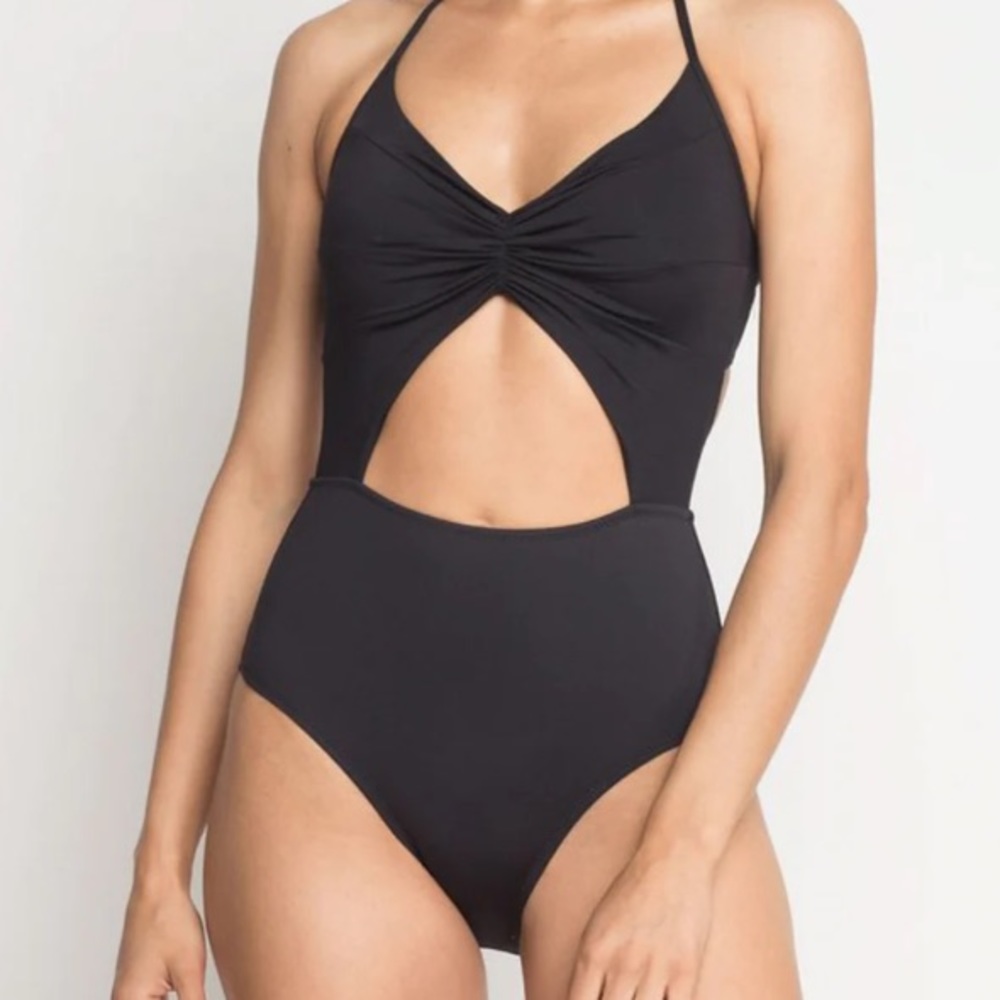 Kore Swim women’s cutout black full bottom one piece size XS